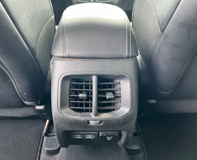 Used 2023 Jeep Cherokee Altitude Lux image 24