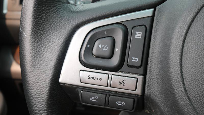 Used 2016 Subaru Outback 3.6R Limited AWD/4WD image 9