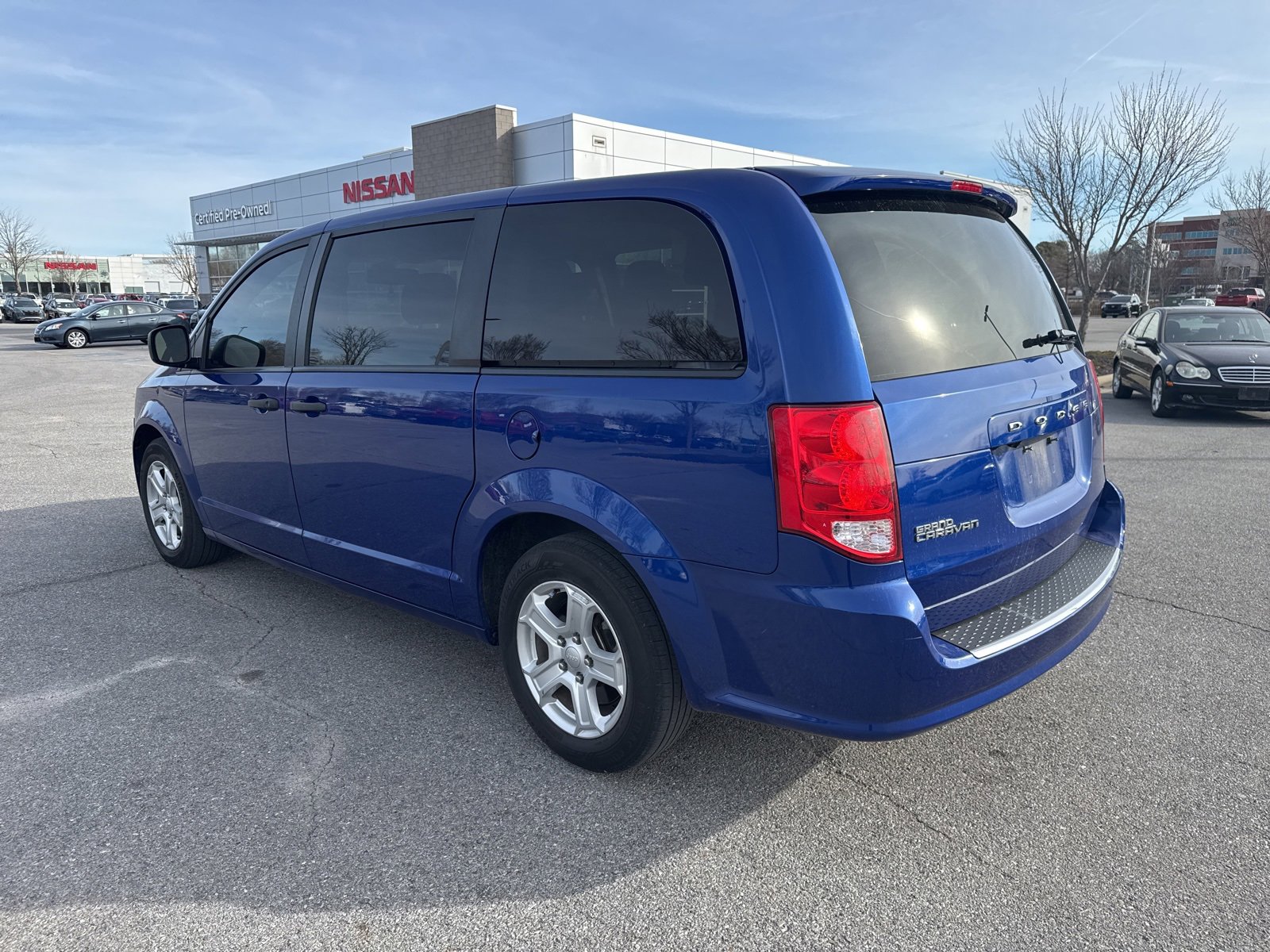 Used 2020 Dodge Grand Caravan SE image 8
