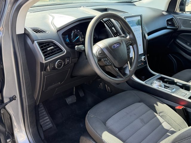 Used 2024 Ford Edge SE w/ Black Appearance Package AWD/4WD image 19