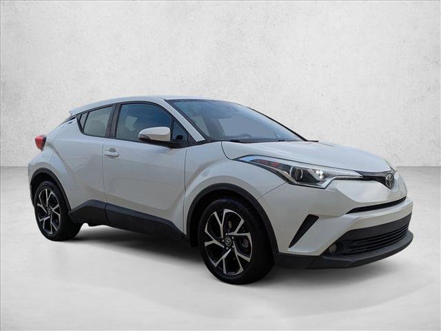 Used 2018 Toyota C-HR XLE image 3