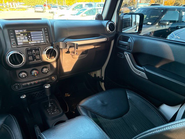 Used 2014 Jeep Wrangler Unlimited Sport AWD/4WD image 28