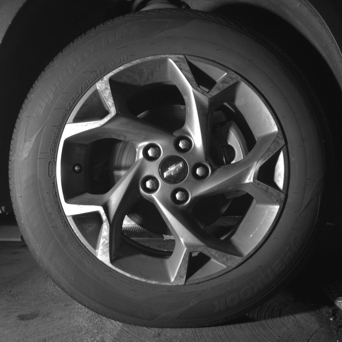 Used 2025 Chevrolet Trax LT FWD image 13