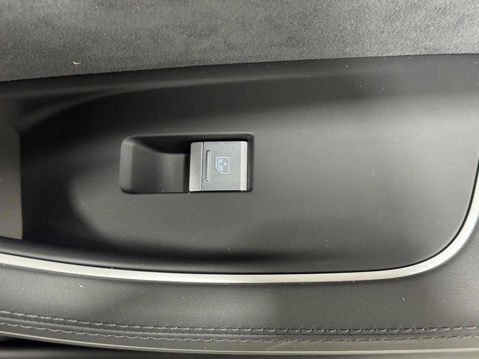 New 2026 Audi A8 L 3.0T image 22