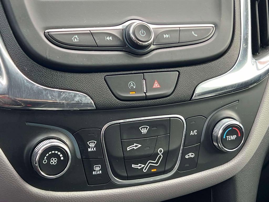 Used 2023 Chevrolet Equinox LS FWD image 20
