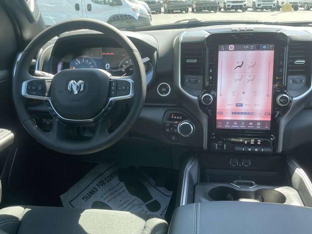 New 2026 RAM 1500 Big Horn AWD/4WD image 22