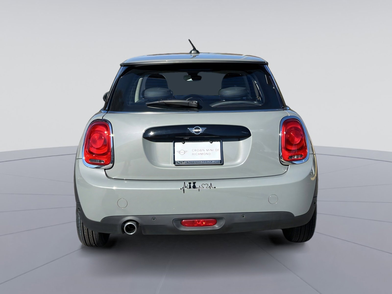 Used 2020 MINI Cooper 2-Door Hardtop image 8