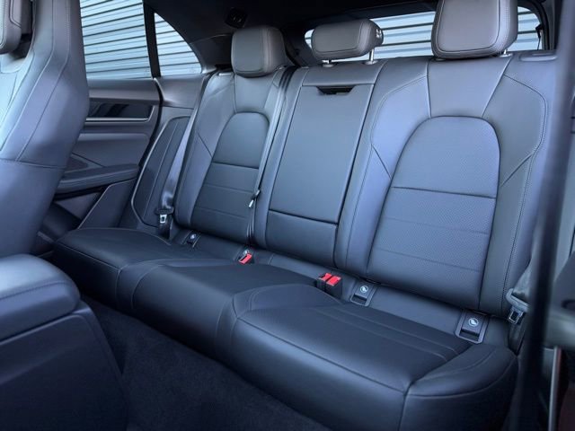 New 2025 Porsche Macan Electric RWD image 37