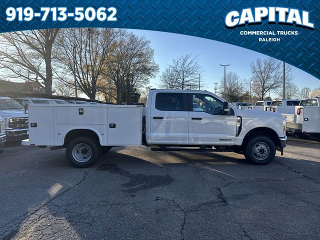 New 2026 Ford F350 XL w/ XL Chrome Package image 9