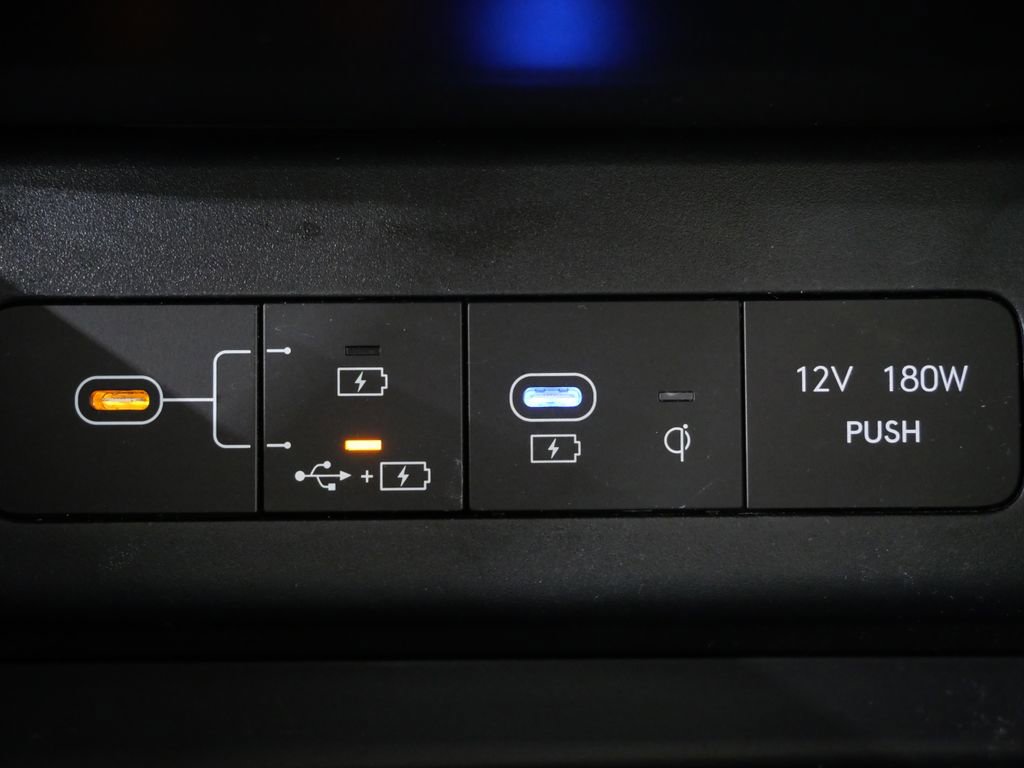 Used 2025 Hyundai Sonata SEL FWD image 22