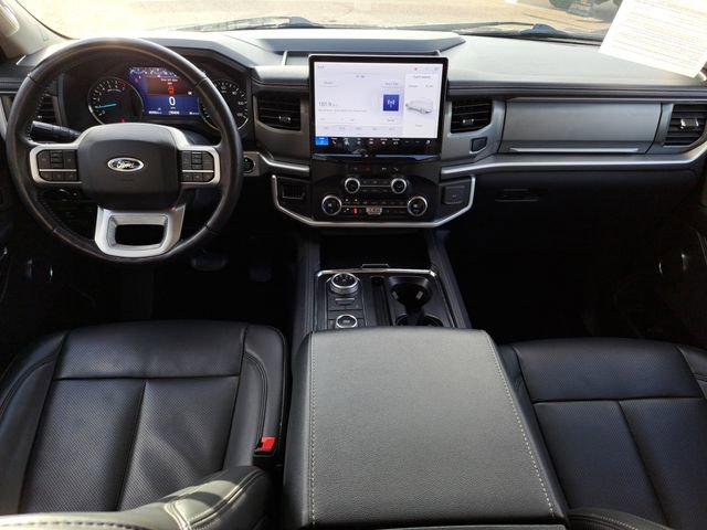 Used 2024 Ford Expedition XLT image 10