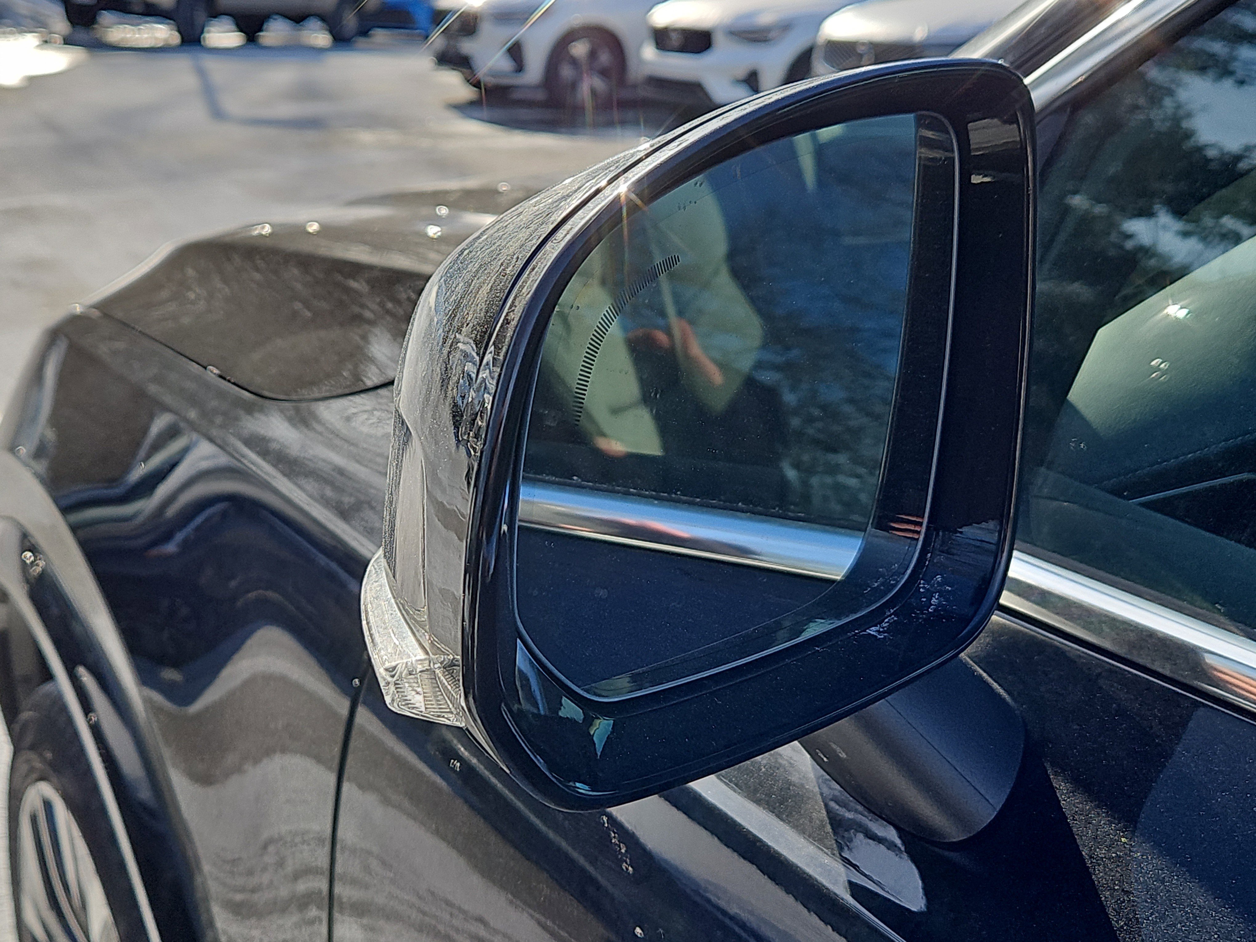 New 2026 Volvo XC90 B6 Plus w/ Protection Package Premier image 14