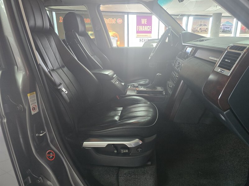 Used 2007 Land Rover Range Rover HSE AWD/4WD image 16