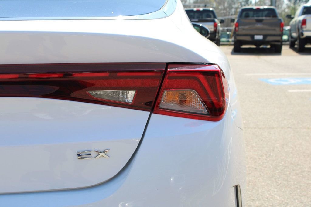 Used 2021 Kia K5 EX w/ EX Premium Package FWD image 9