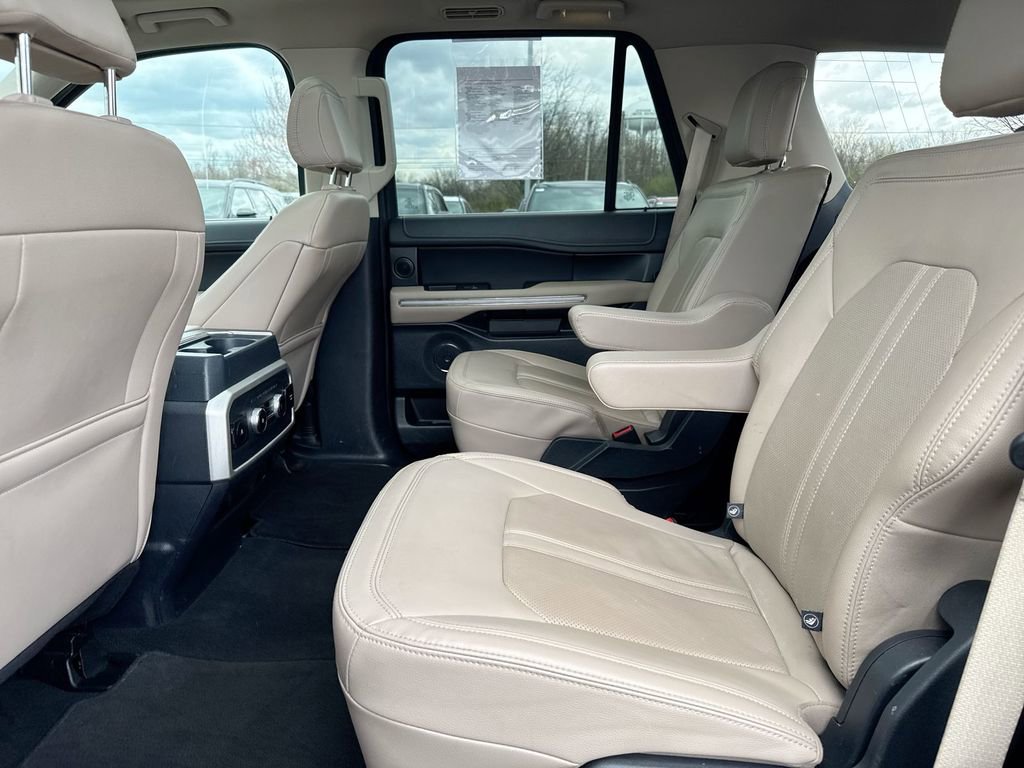 Used 2024 Ford Expedition Limited image 24