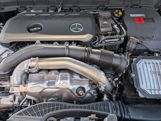 New 2026 Mercedes-Benz GLB 250 4MATIC image 18
