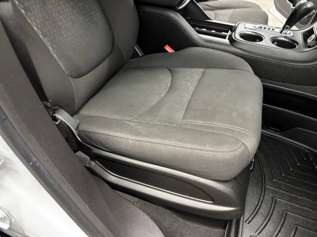 Used 2016 GMC Acadia SLE FWD image 34