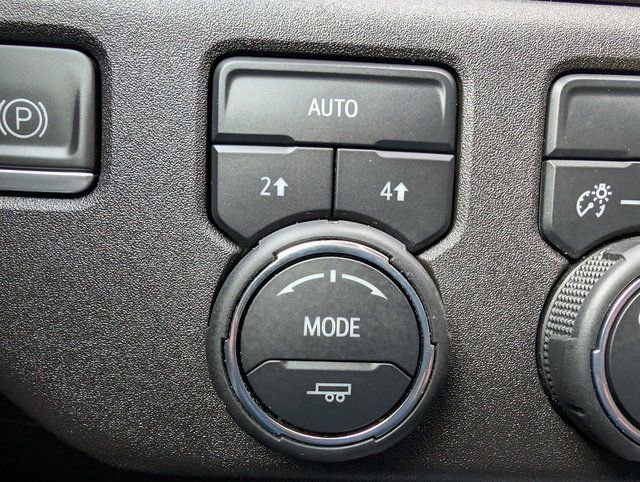 Used 2023 Chevrolet Silverado 1500 LT image 25