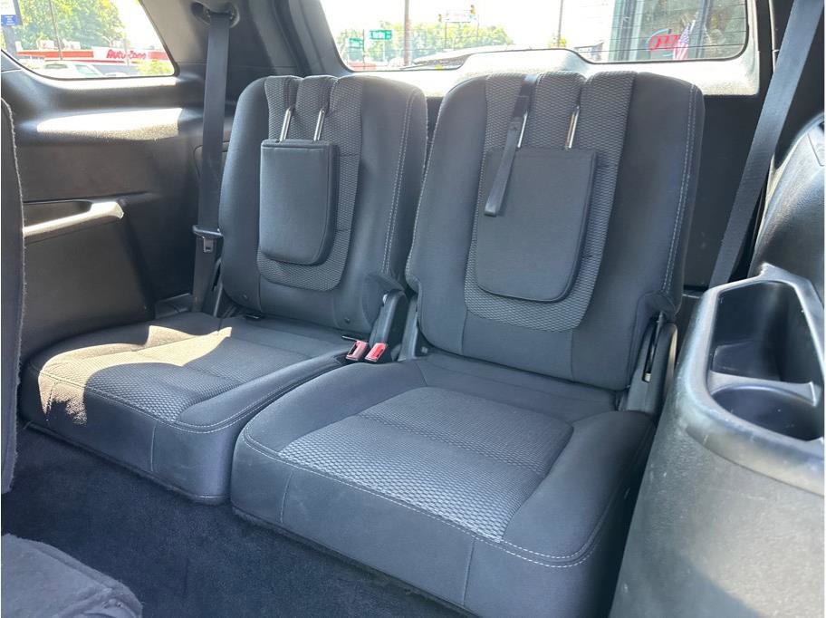 Used 2018 Ford Explorer XLT image 9