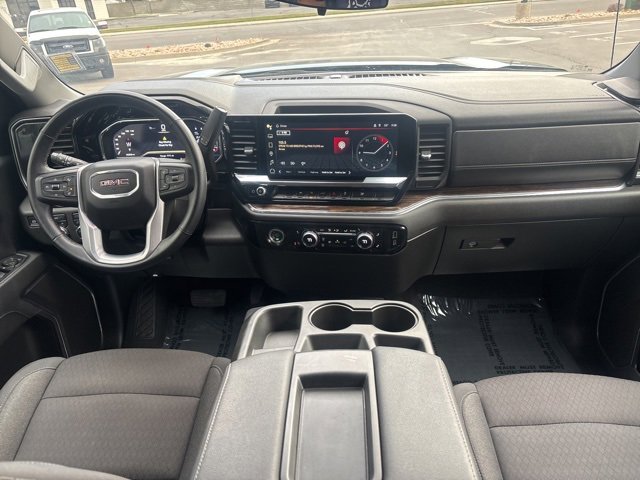 Used 2023 GMC Sierra 1500 Elevation w/ LPO, Elevation Black Package image 15