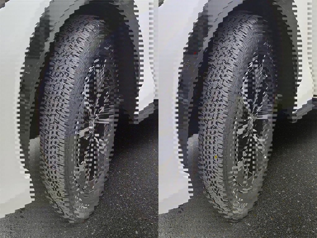 New 2026 Lexus RZ 450e AWD image 33