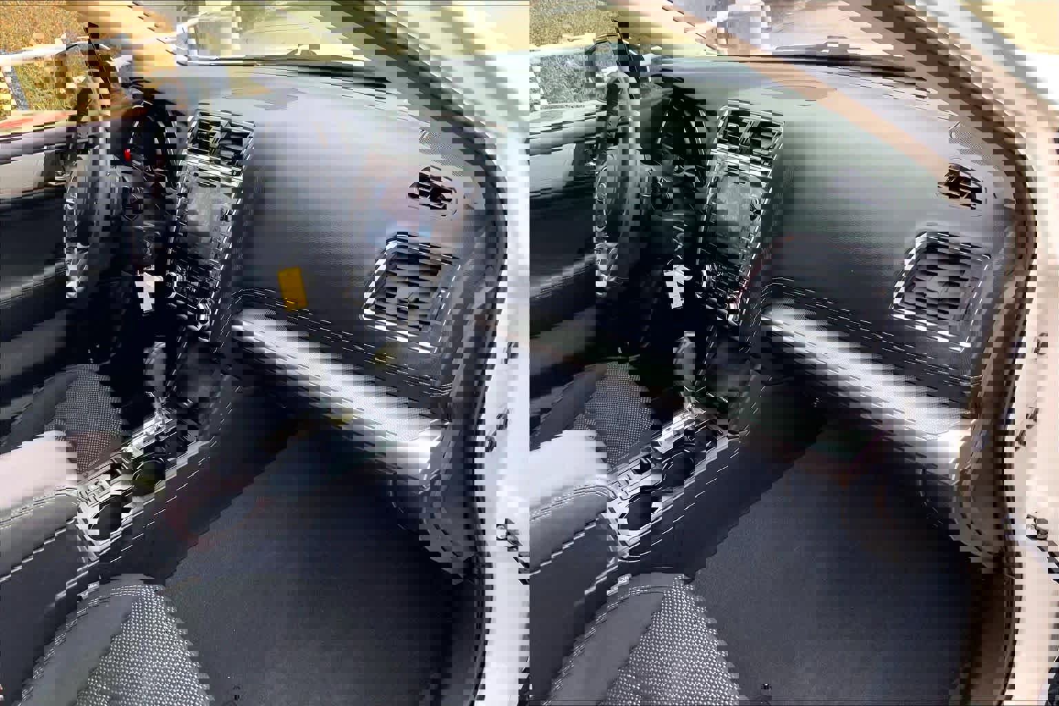 Used 2019 Subaru Outback 2.5i Premium image 18