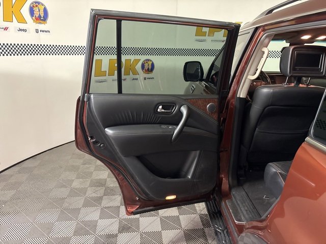 Used 2017 Nissan Armada Platinum w/ Interior Lighting Package image 19