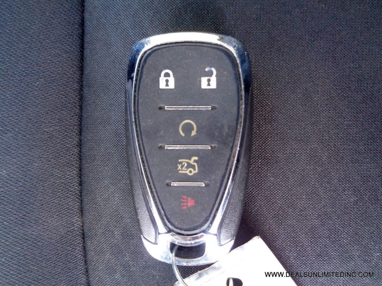 Used 2022 Chevrolet Malibu LT image 24