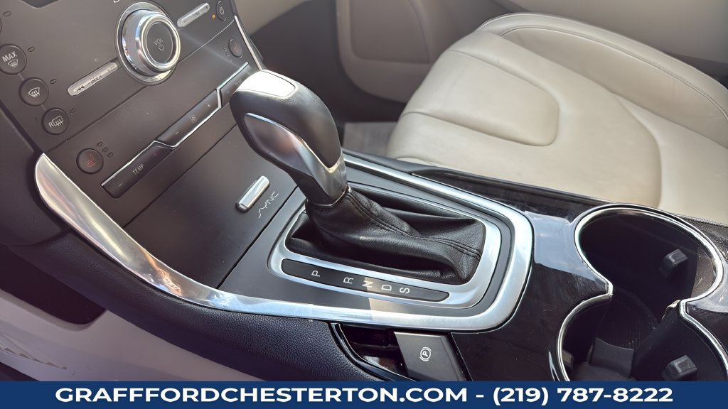 Used 2017 Ford Edge Titanium FWD image 30