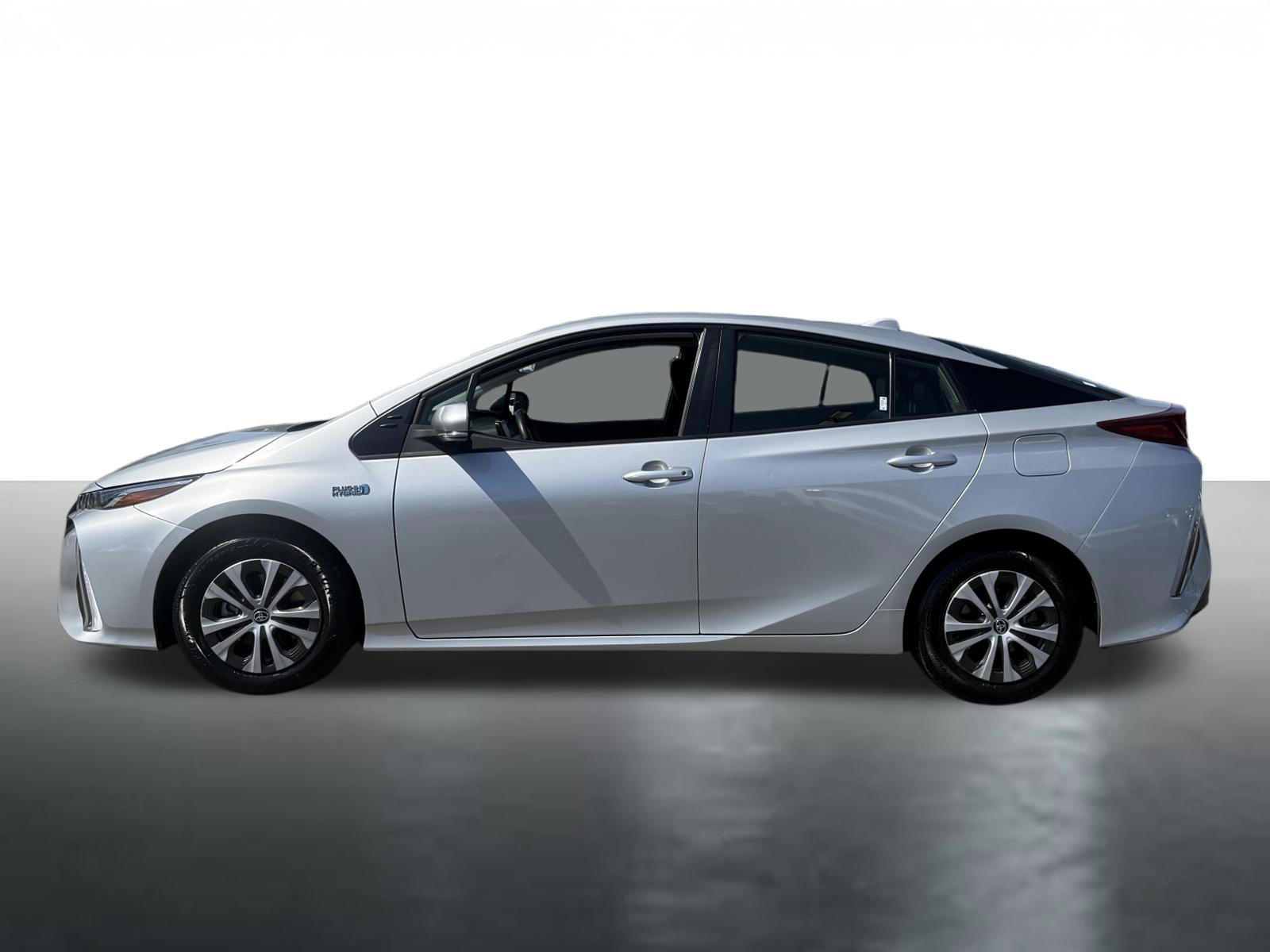 Used 2022 Toyota Prius Prime XLE image 5