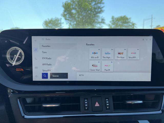 Certified 2024 Lexus ES 350 F Sport w/ Technology Package FWD image 14