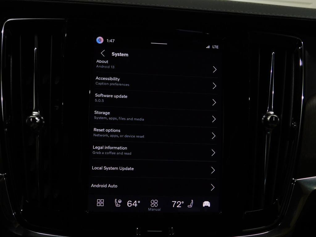 Used 2026 Volvo V90 B6 Cross Country Ultra image 64