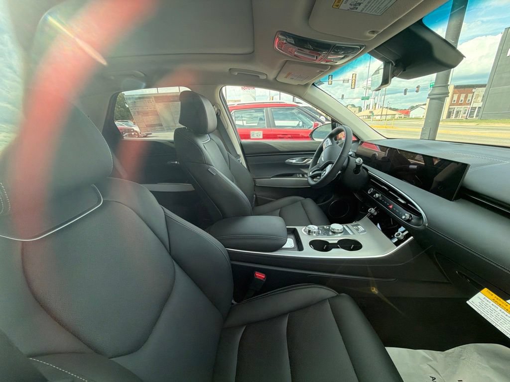 New 2026 Genesis GV70 2.5T Select w/ G1 Accessory Package AWD/4WD image 2