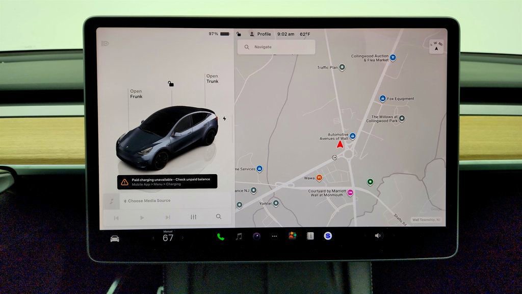 Used 2023 Tesla Model Y Performance AWD/4WD image 23