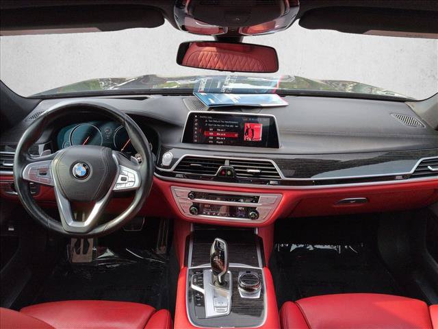 Used 2019 BMW 750i xDrive w/ Executive Package AWD/4WD image 19