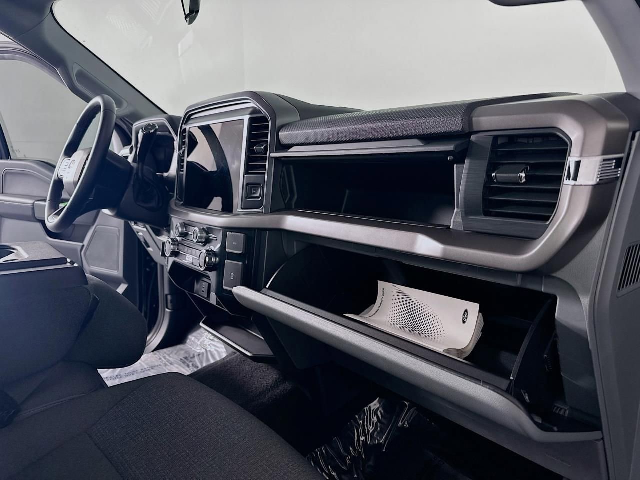 Used 2025 Ford F150 XLT w/ Equipment Group 301A Standard image 35