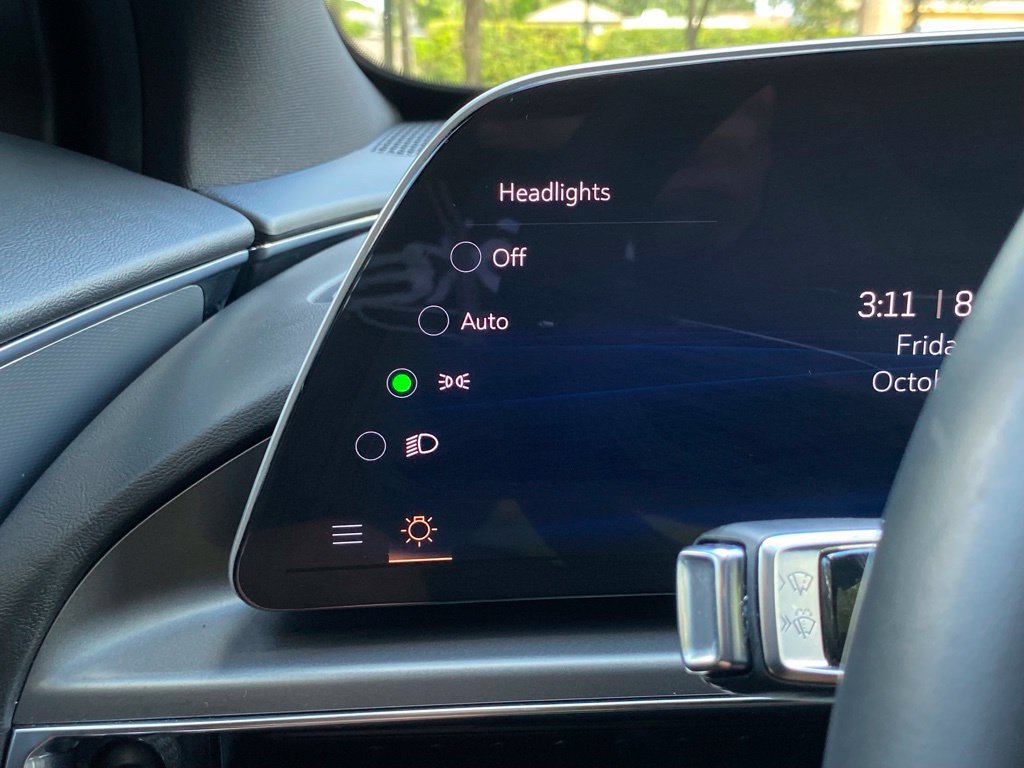 Used 2024 Cadillac Lyriq Tech RWD image 22