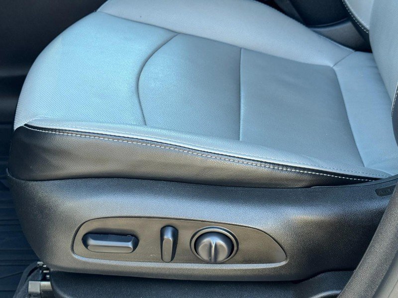 Used 2021 Chevrolet Equinox Premier w/ LPO, Floor Liner Package image 24