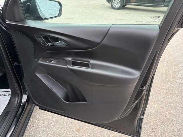 Used 2020 Chevrolet Equinox LT image 17