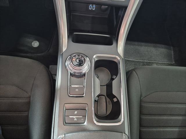 Used 2020 Ford Fusion SE image 14