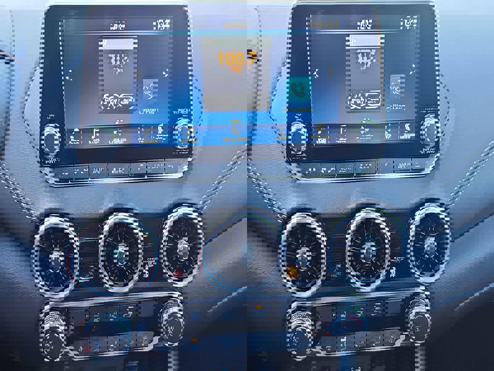 Used 2024 Nissan Sentra SV FWD image 26