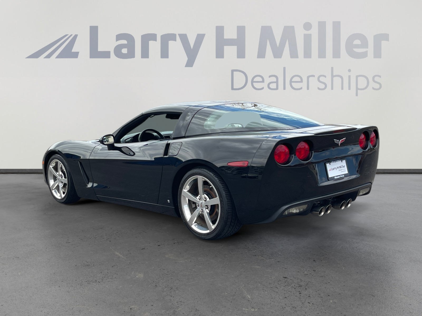 Used 2008 Chevrolet Corvette Coupe w/ Preferred Equipment Group RWD image 3