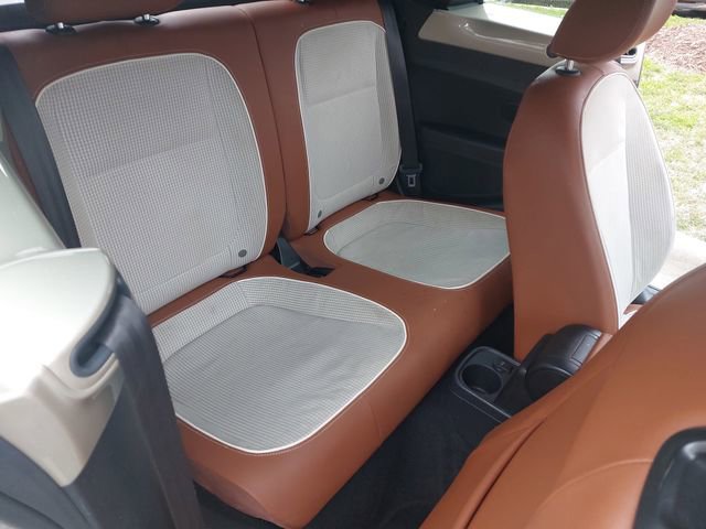 Used 2015 Volkswagen Beetle 1.8T image 11