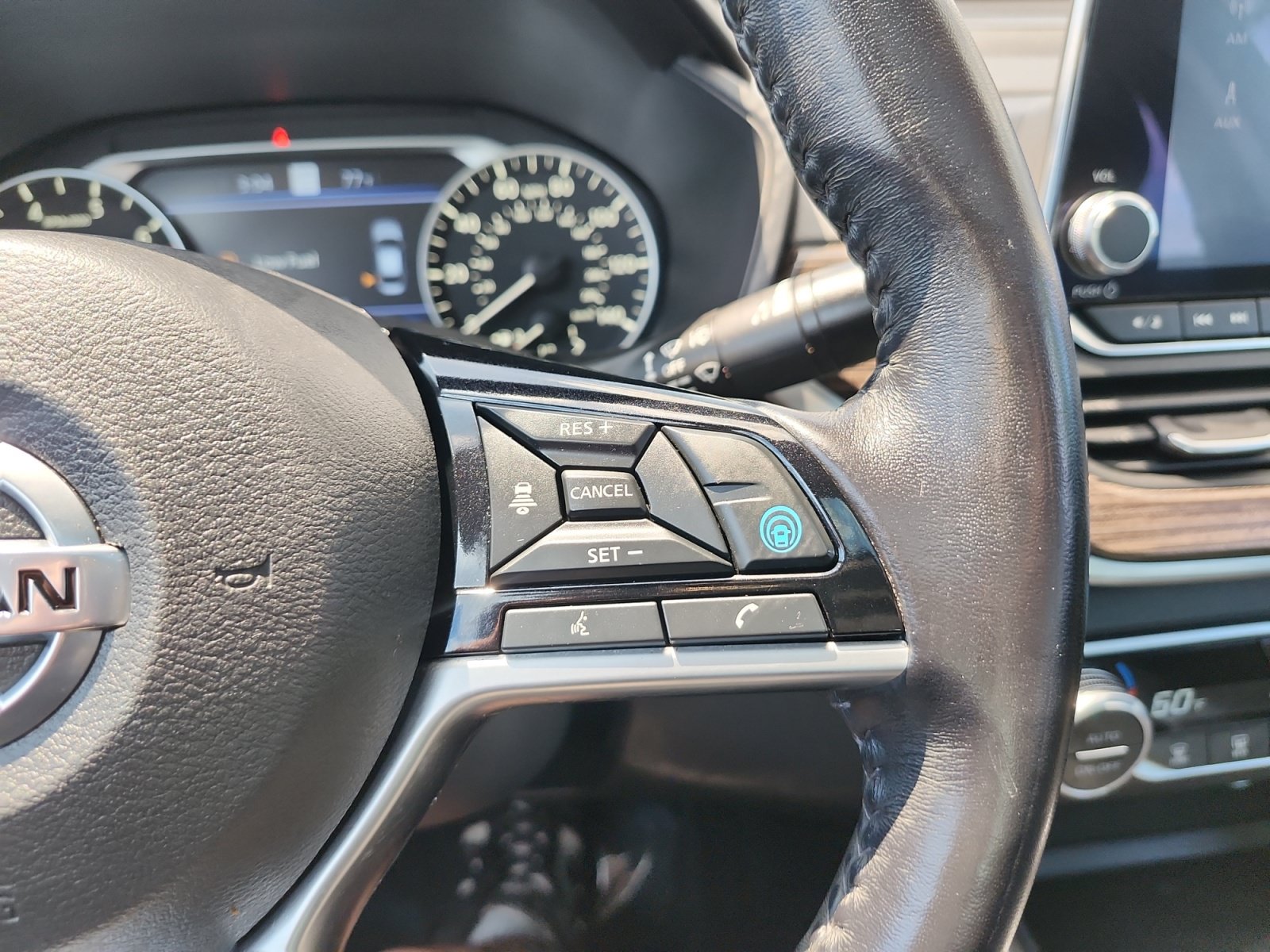 Used 2019 Nissan Altima 2.5 SL FWD image 24