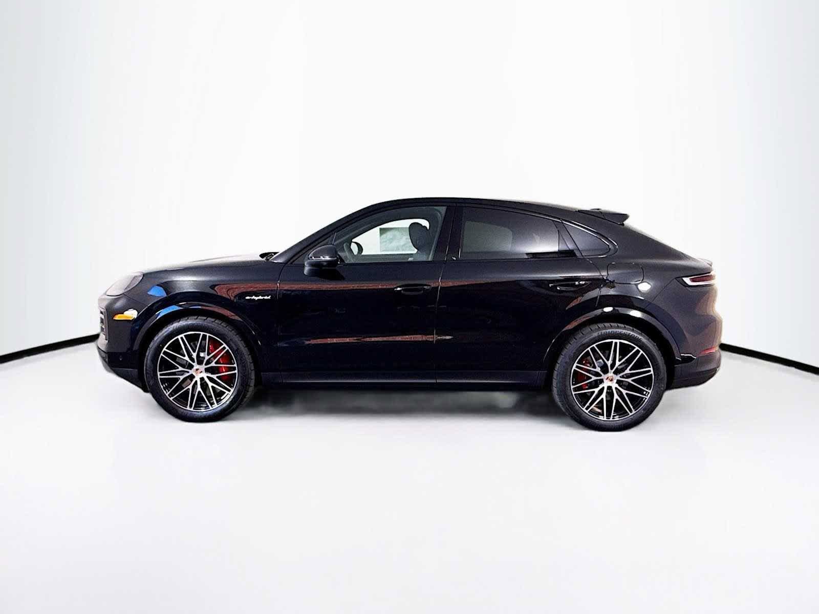 New 2026 Porsche Cayenne S AWD/4WD image 2