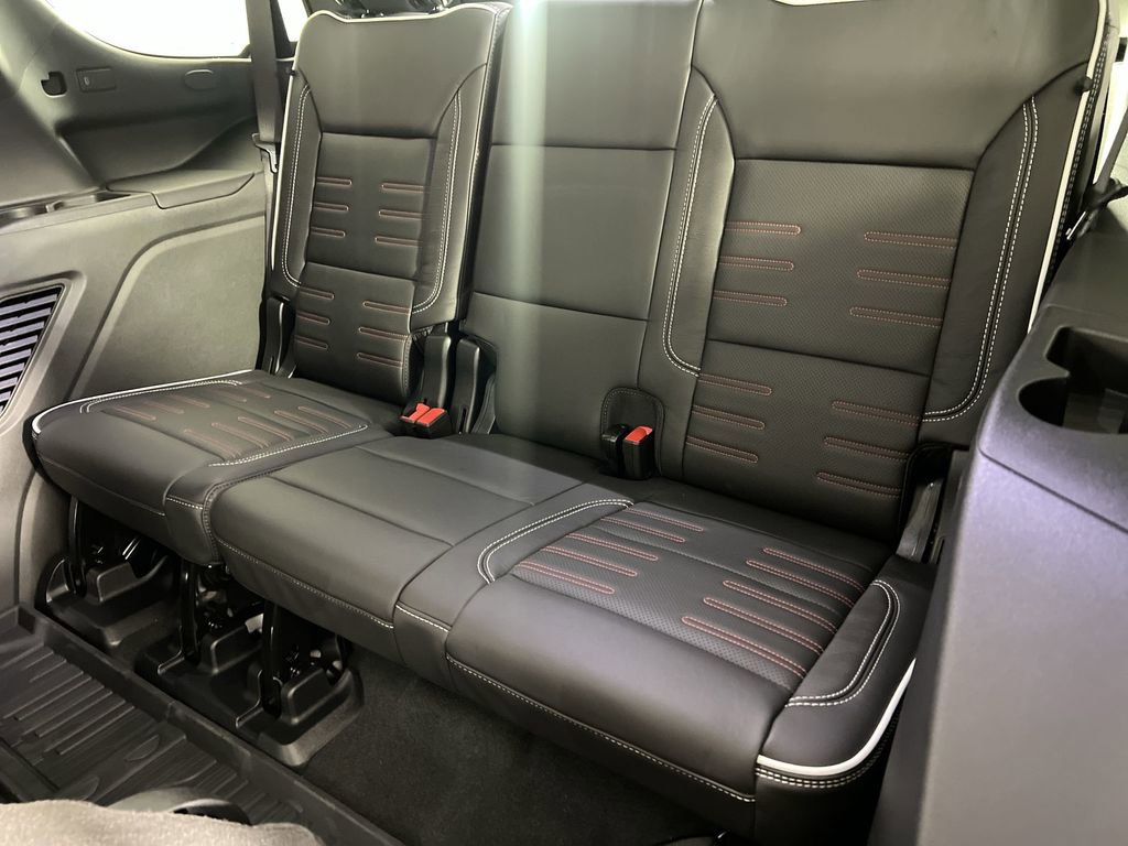 Certified 2025 GMC Yukon AT4 Ultimate w/ LPO, Floor Liner Package AWD/4WD image 21