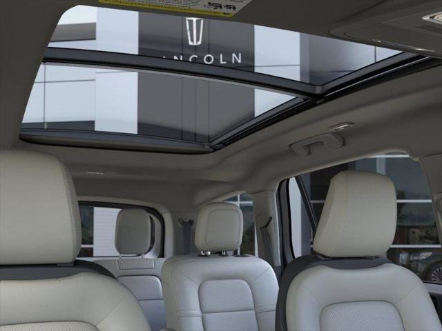 New 2026 Lincoln Aviator AWD w/ Jet Appearance Package image 22