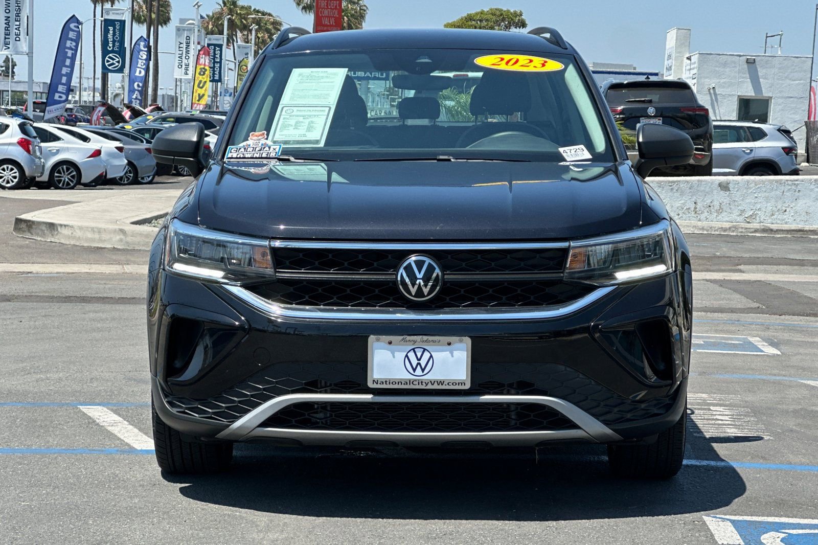 Used 2023 Volkswagen Taos S w/ Driver Assistance Package FWD image 9
