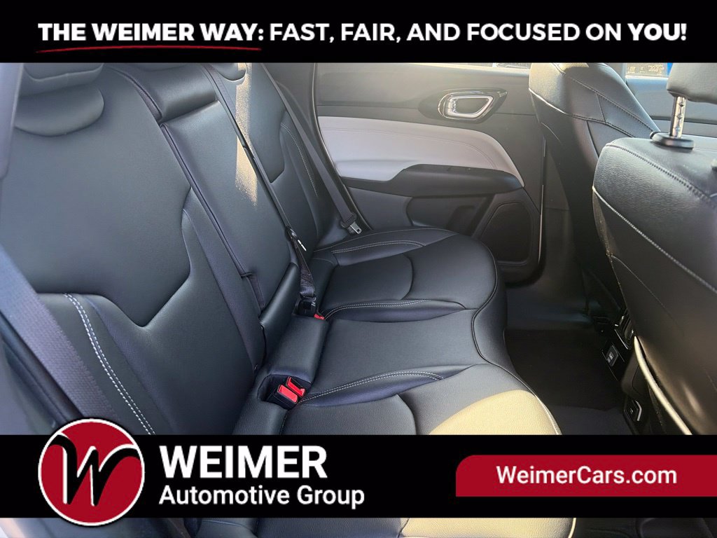 Used 2025 Jeep Compass Limited AWD/4WD image 12