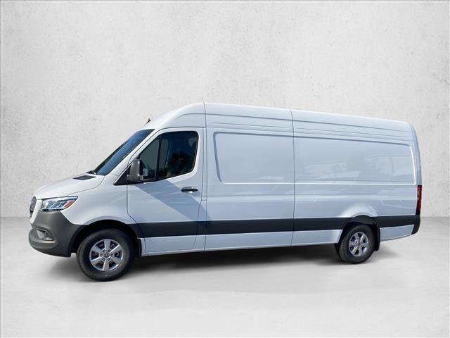 Used 2025 Mercedes-Benz Sprinter 2500 image 5